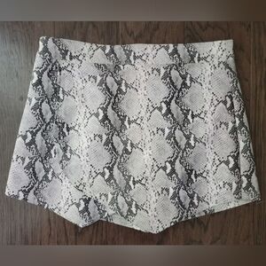 Snake Print Mini Skort — Black & White